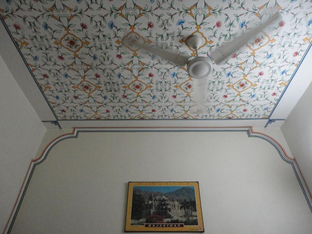 Krishna Palace - A Heritage Hotel Jaipur Room photo